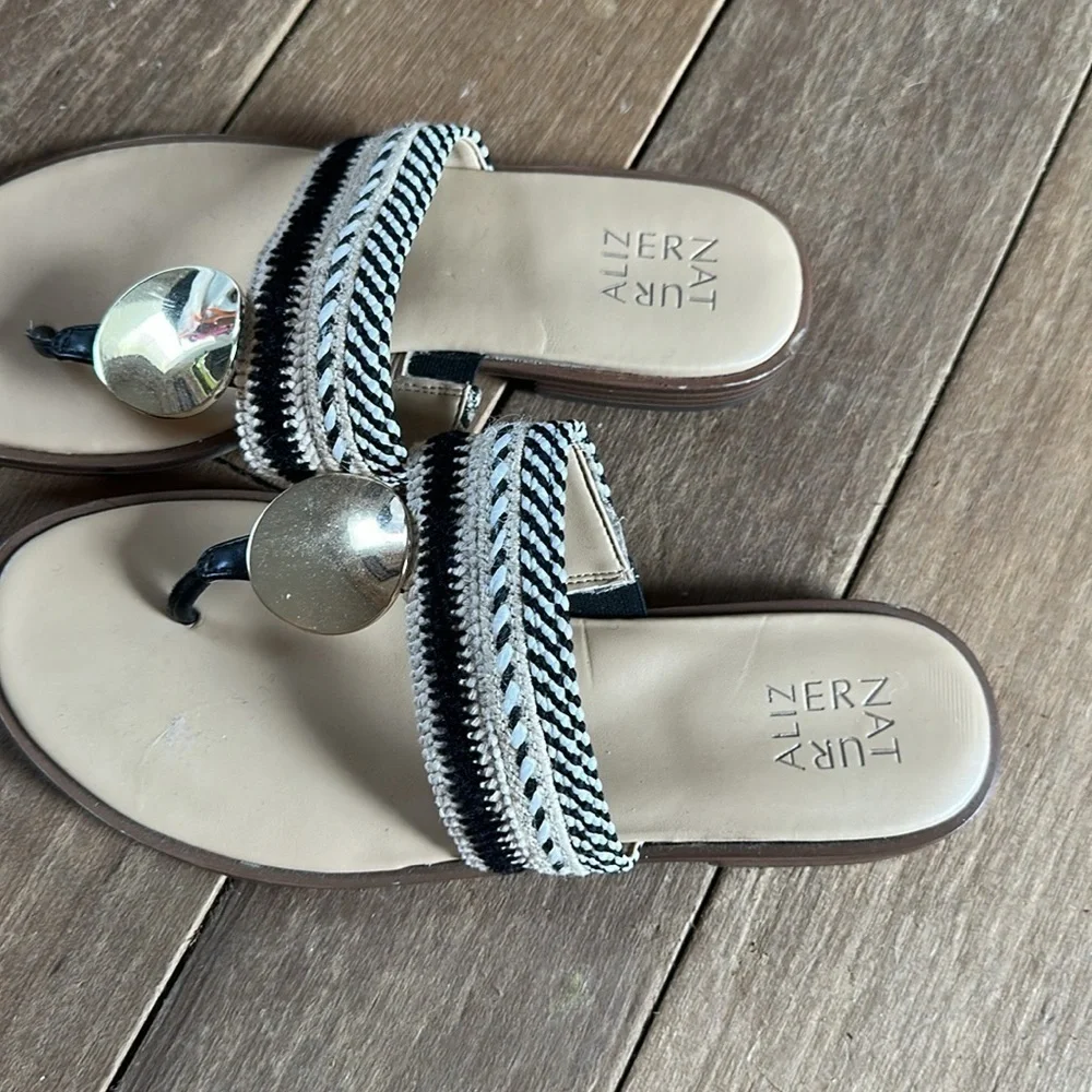 Naturalizer women’s sandals size 9W